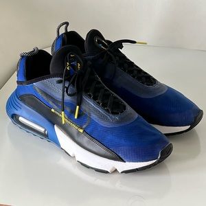 Nike Air Max 2090 Hyper Blue Black Sneakers CV8835-40 Running Shoes SIze 10.5